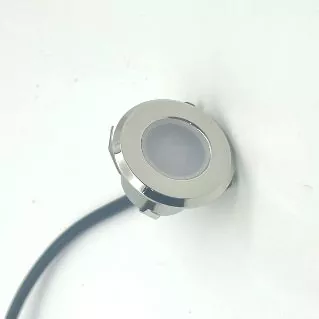 ¿Qué distingue estas luces LED impermeables de la cabina marina para cada recipiente?